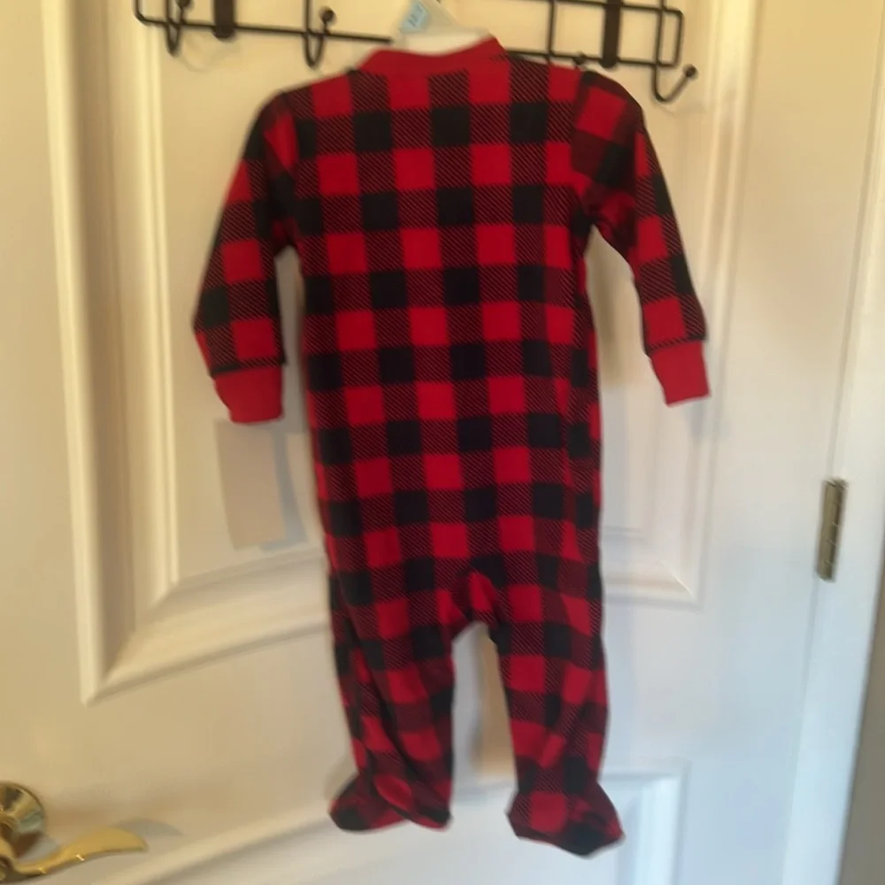 Carter’s One Piece Infant Sleeper / Holiday Themed / NWT / Size 3-6 mths)